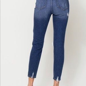 Cello Jeans High-Rise Destroy Mom Ankle Skinny